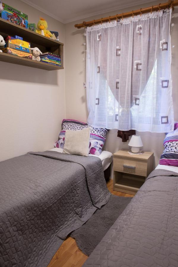 Fuege-fa-haz - Gergelyiugornya Apartmán